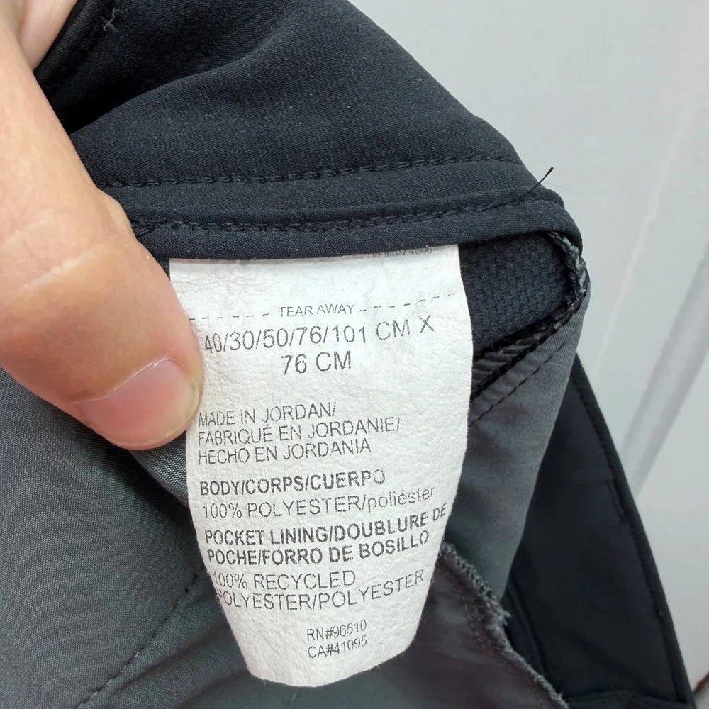 Under Armour Mens 40 x 30 Black Golf Athletic Pants Performance Dress Trousers